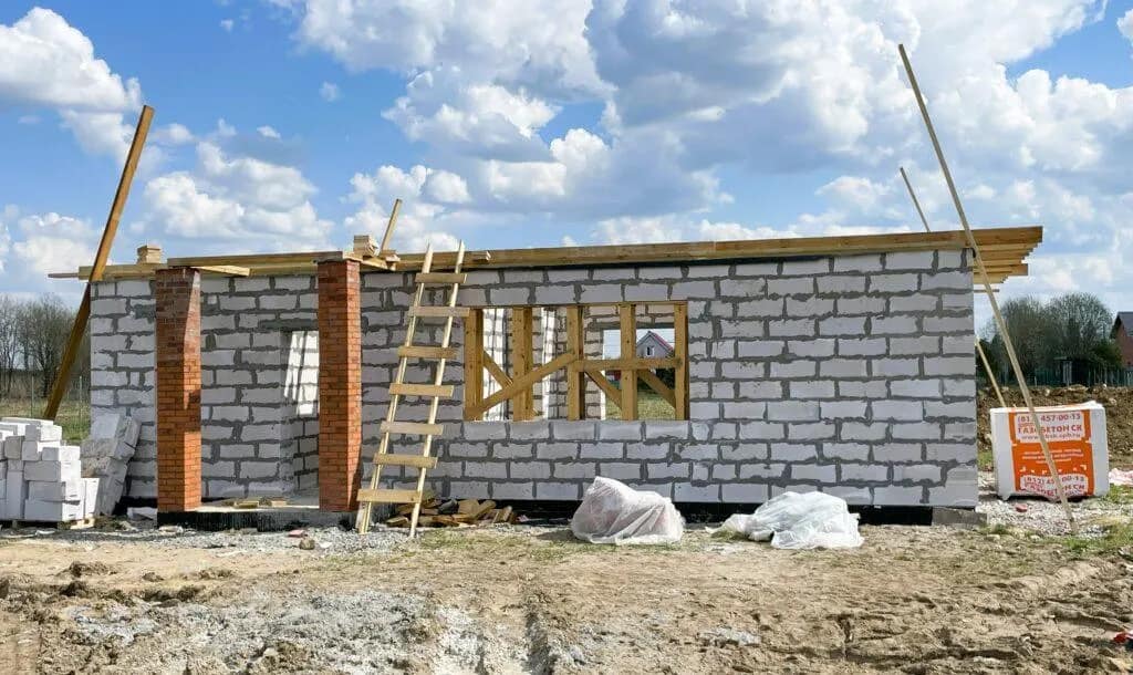 Кладка стен из газобетона — в д. Смердовицы, фото 8