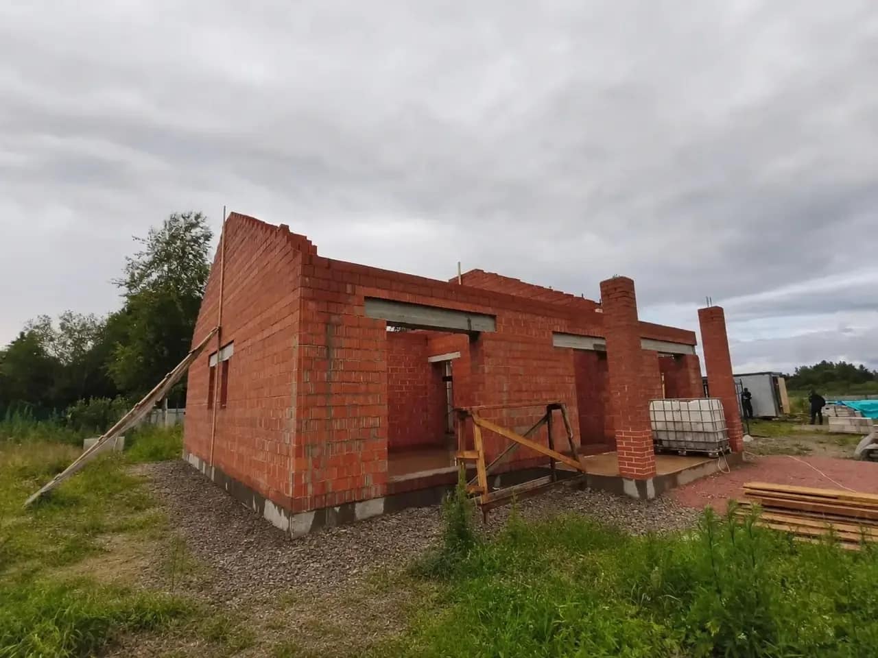 Кладка стен из кирпича — в районе vsevolozhsk, фото 13
